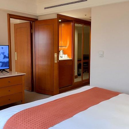 Hione Holiday Hotel Taipei Exterior photo