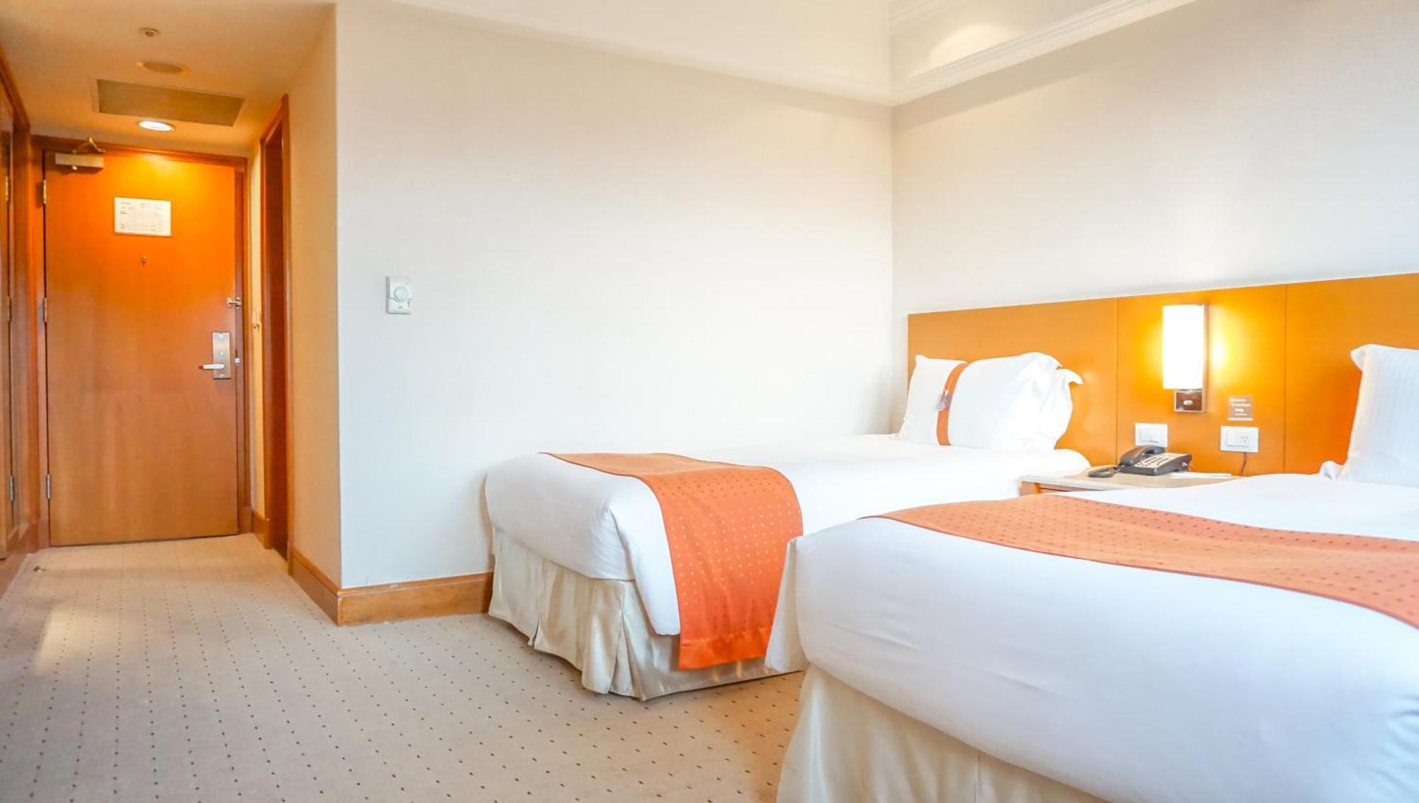 Hione Holiday Hotel Taipei Room photo