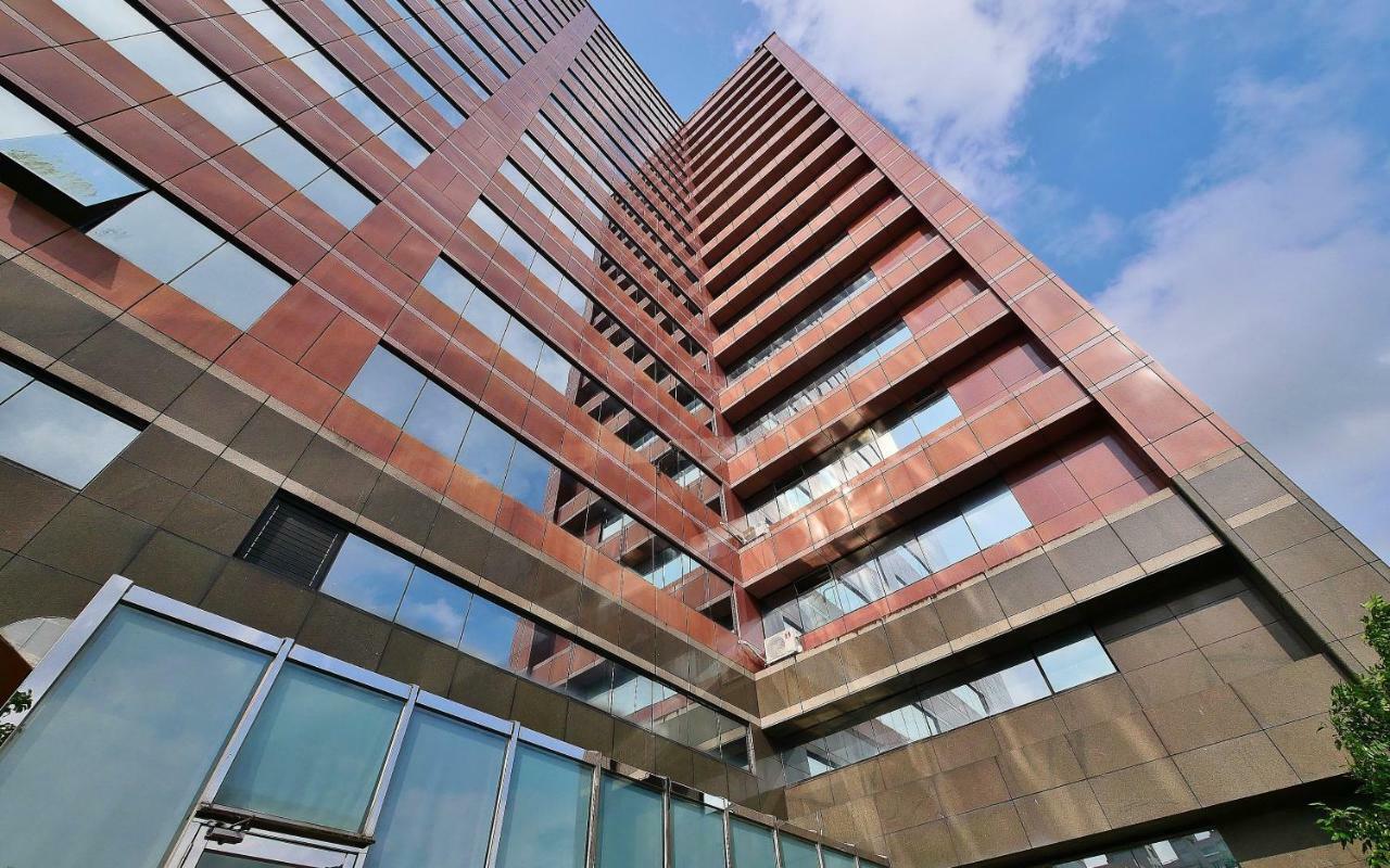 Hione Holiday Hotel Taipei Exterior photo